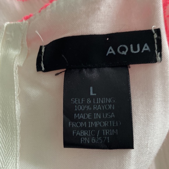 AQUA BLOOMINGDALES HOT PINK AN OFF WHITE EMBROIDERED ROMPER WITH POCKETS BARBIE - Picture 8 of 10